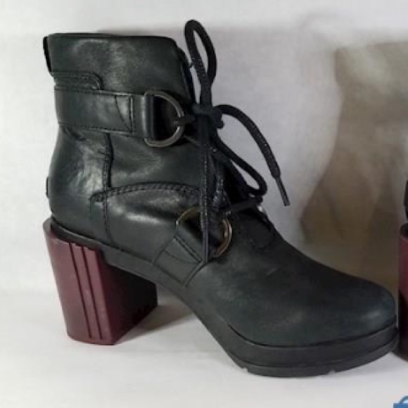 Amazing SOREL-W Margo Lace boots - Picture 5 of 16